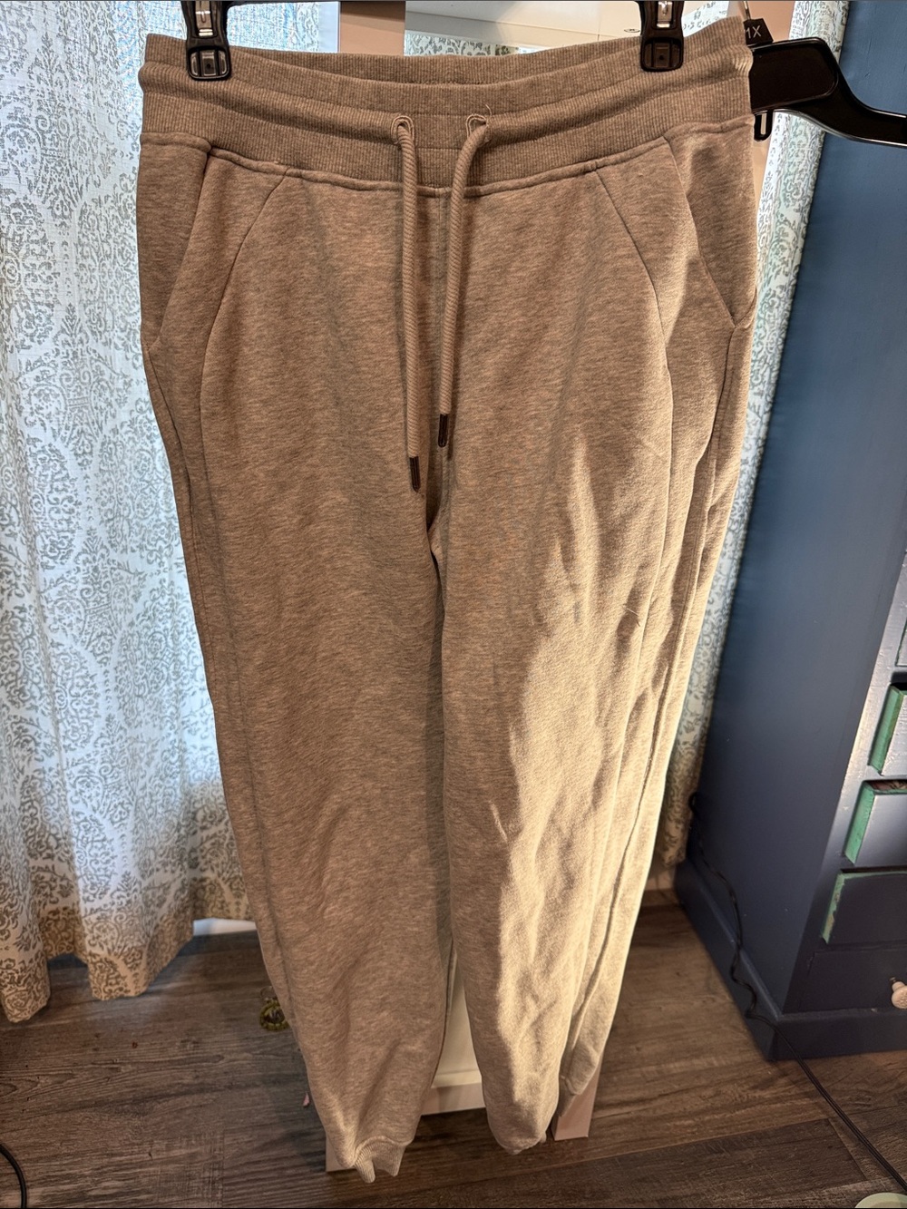 lululemon womens Light Gray Jogger Sweatpants size xl